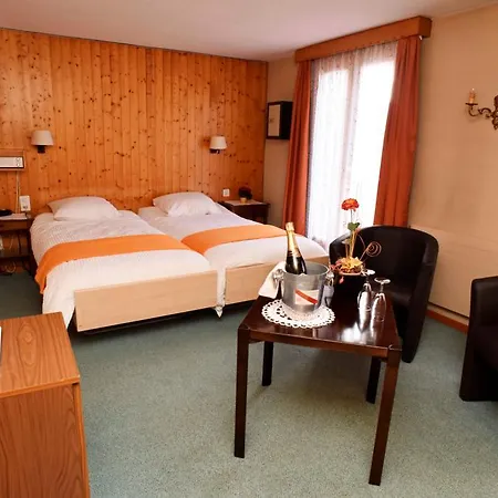 Hotel De La Poste 3*